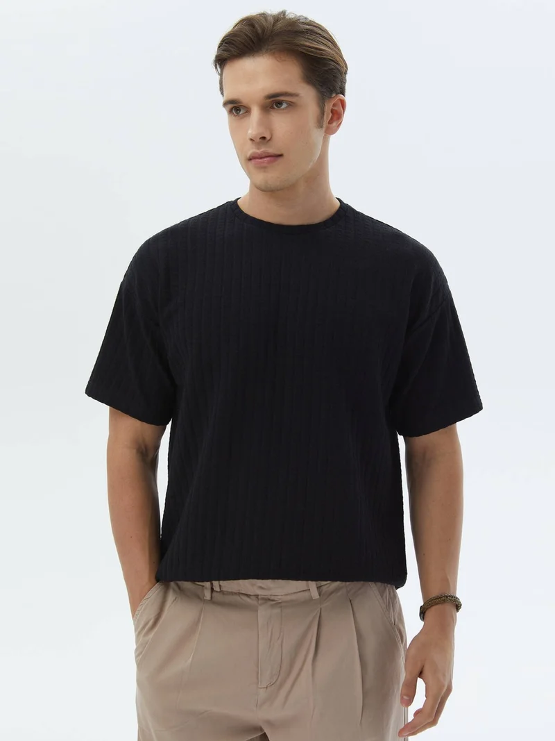 Kip Black Jacquard Crew Neck Cotton Blend T-Shirt
