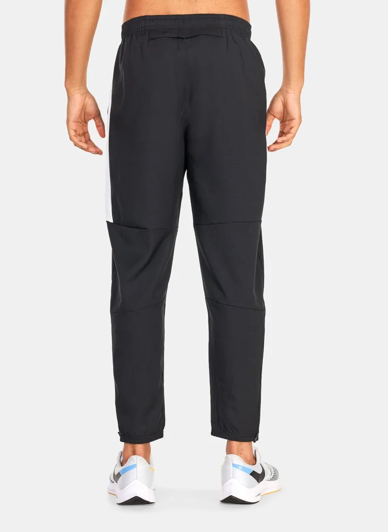Nike Men’s Dri-FIT Challenger Woven Pants