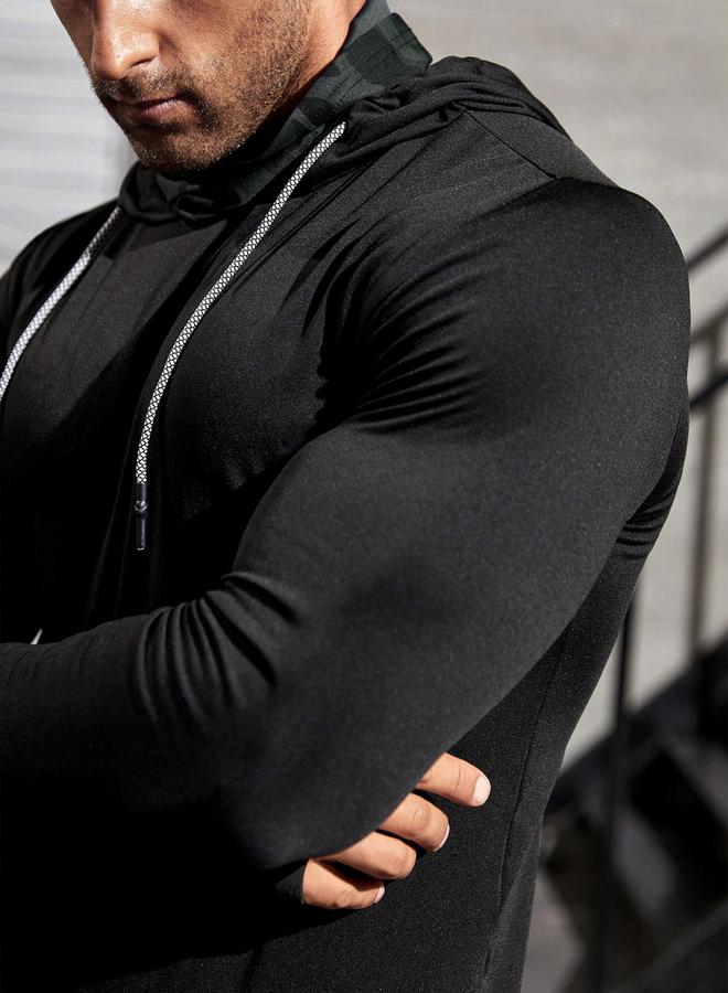Styli Styli Black Long Sleeve Running Hoodie with Thumbholes  - Image 3