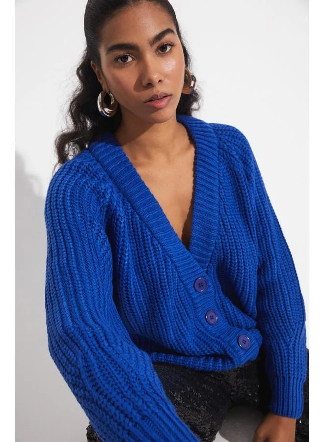 جون June V-Neck Cardigan Saxe