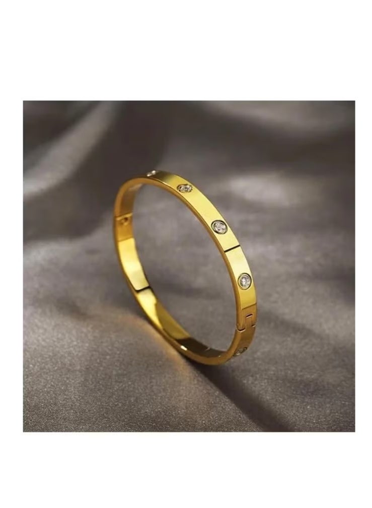 سوار حب للنساء والبنات مع أحجار الزركونيا المكعبة - مجوهرات فولاذية مزودة بمقابس - سوار ماسي بيضاوي مثالي كهدية عيد الحب وعيد الميلاد - Image 5