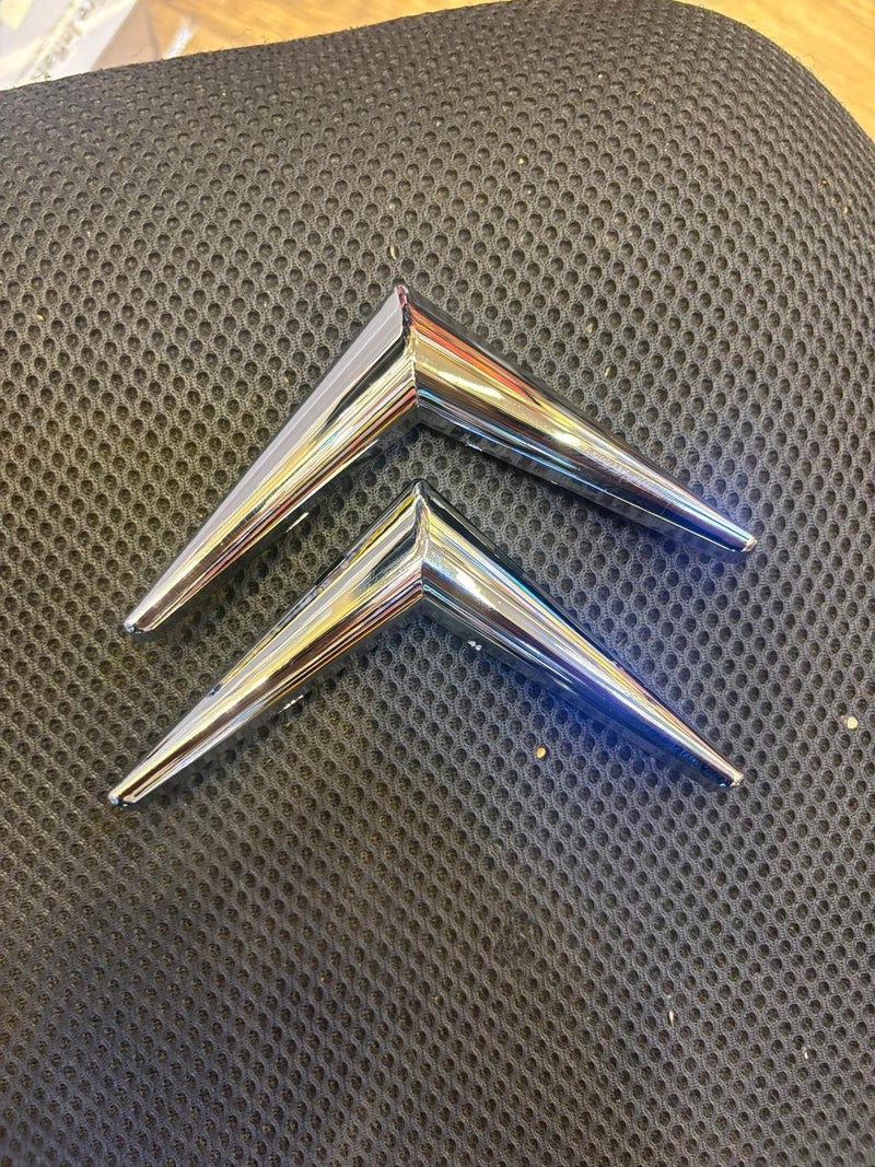 Chrome Car Emblems Set - Premium Automotive Badges for Street Style Customization - Image 5