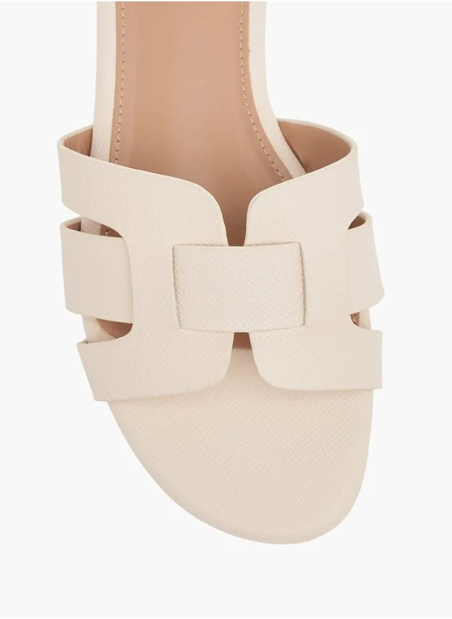 سيليست Womens Textured Slide Sandals With Slip-On Closure