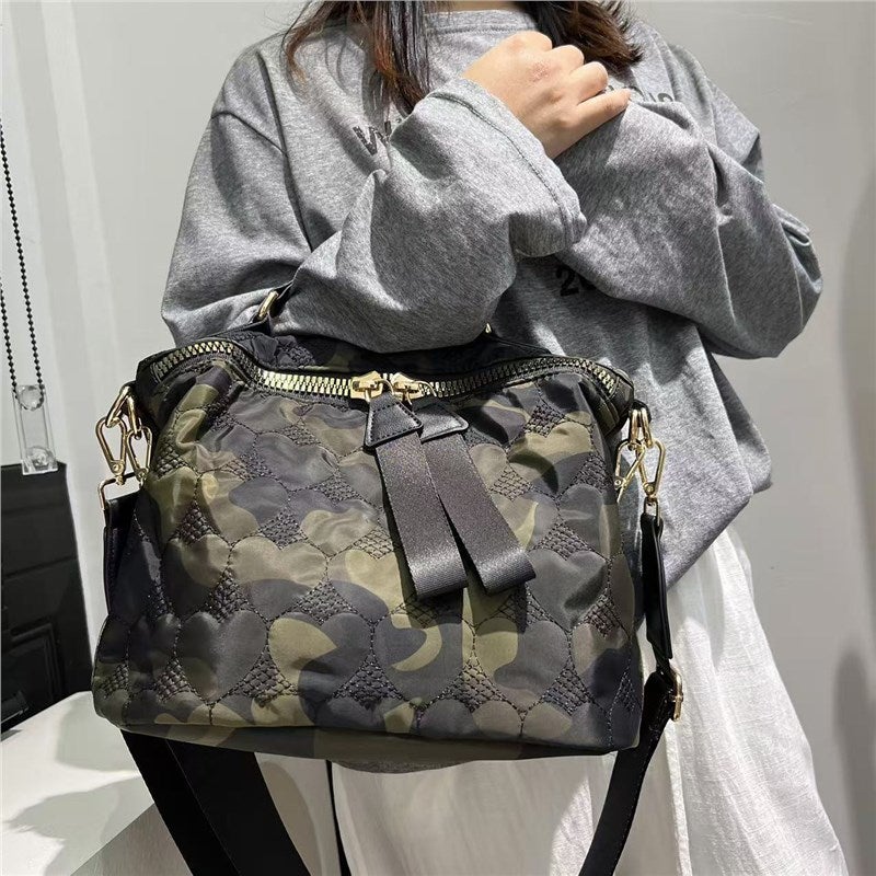 Exclusive Fashion Personalized Camouflage Quilted Shoulder Bag Portable Clip Cotton Double Zipper Trend Crossbody Handbag - Image 4