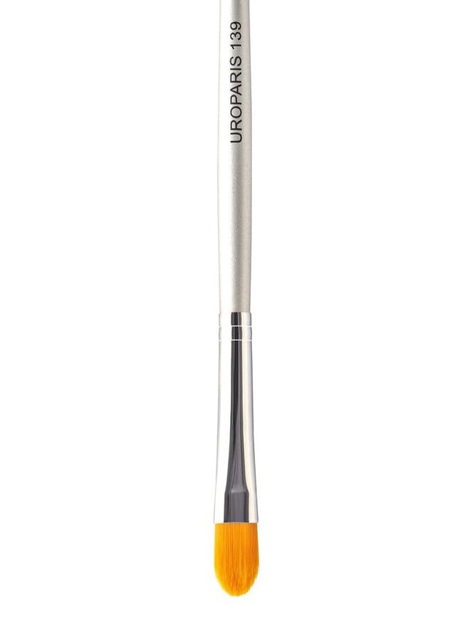 UROPARIS 139 Concealer Brush For Face Makeup | Flat Shader - Makeup Tool with Wooden Handle for Seamless Blending - Silver (1 piece) - Image 3