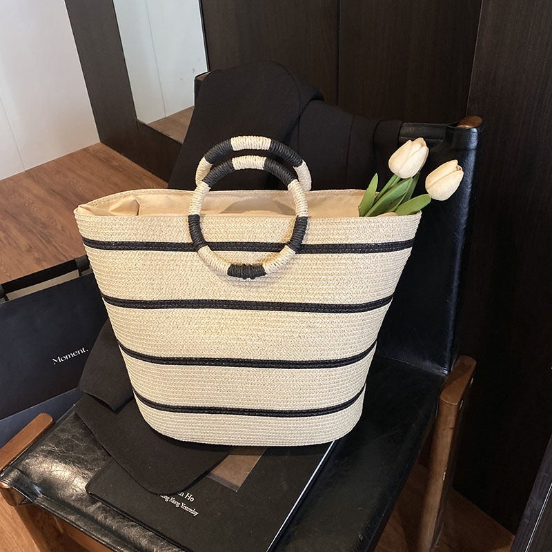 Large-Capacity Hand-Woven Bag Ring Handbag Fashion Beach Bag Large-Capacity Straw Woven Bag For Women - Image 1