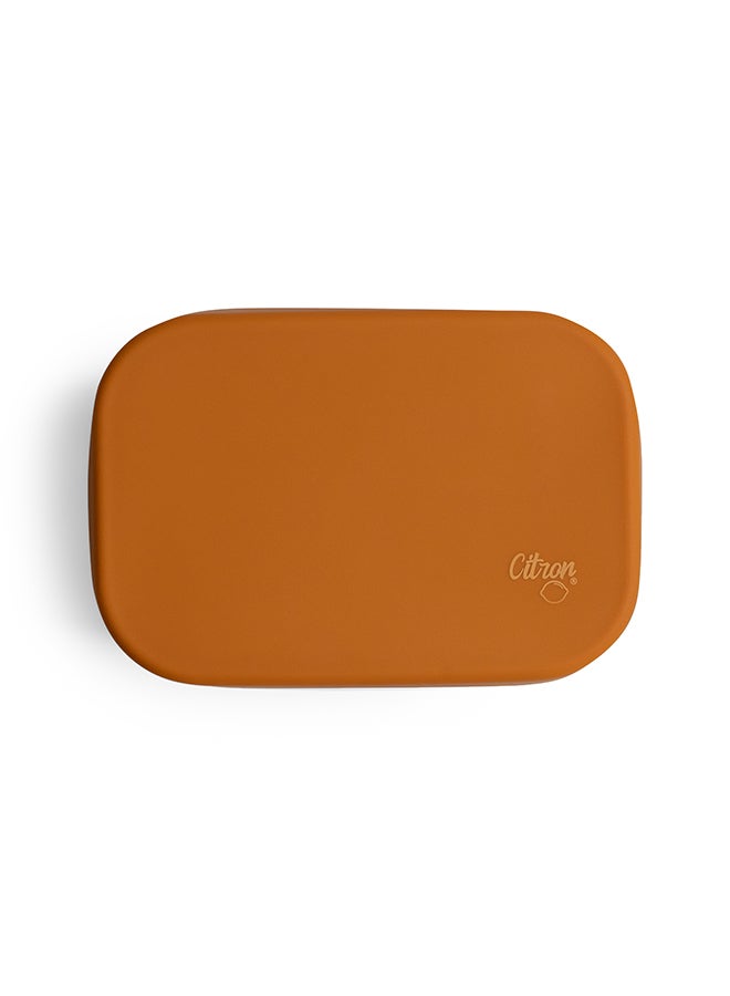 سترون علبة وجبات خفيفة صغيرة من الستانلس ستيل بفتحة واحدة للأطفال، مانعة للتسرب وخالية من البيسفينول - كاراميل - Image 4