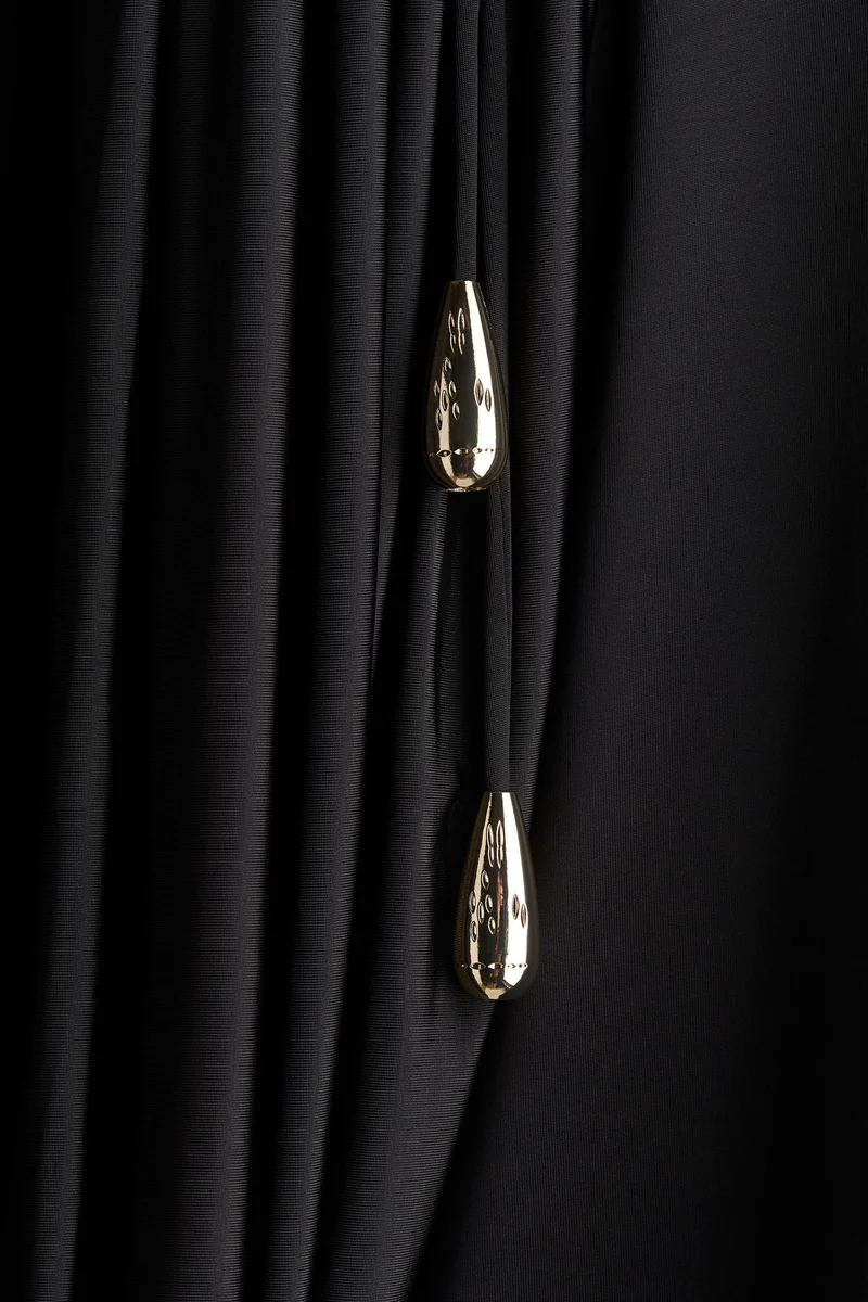 اتش اند ام بلوزة من الجيرسيه بقبة منسدلة