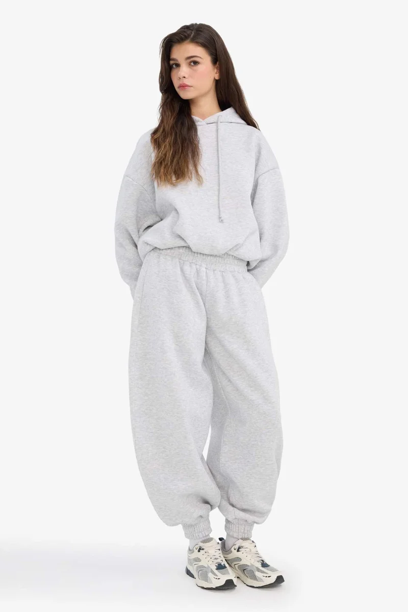 ديفاكتو Barrel Fit Sweatpants