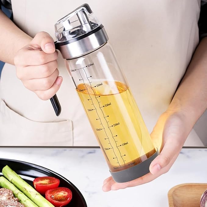 black sparrow Auto Open Cover Glass Oil and Vinegar Cruet Condiment Container with Ergonomic Non Slip Handle Nondrip Spout Clear Glass Oil Dispenser with Automatic Cap and Stopper 1 Pcs 550 ML - Image 2