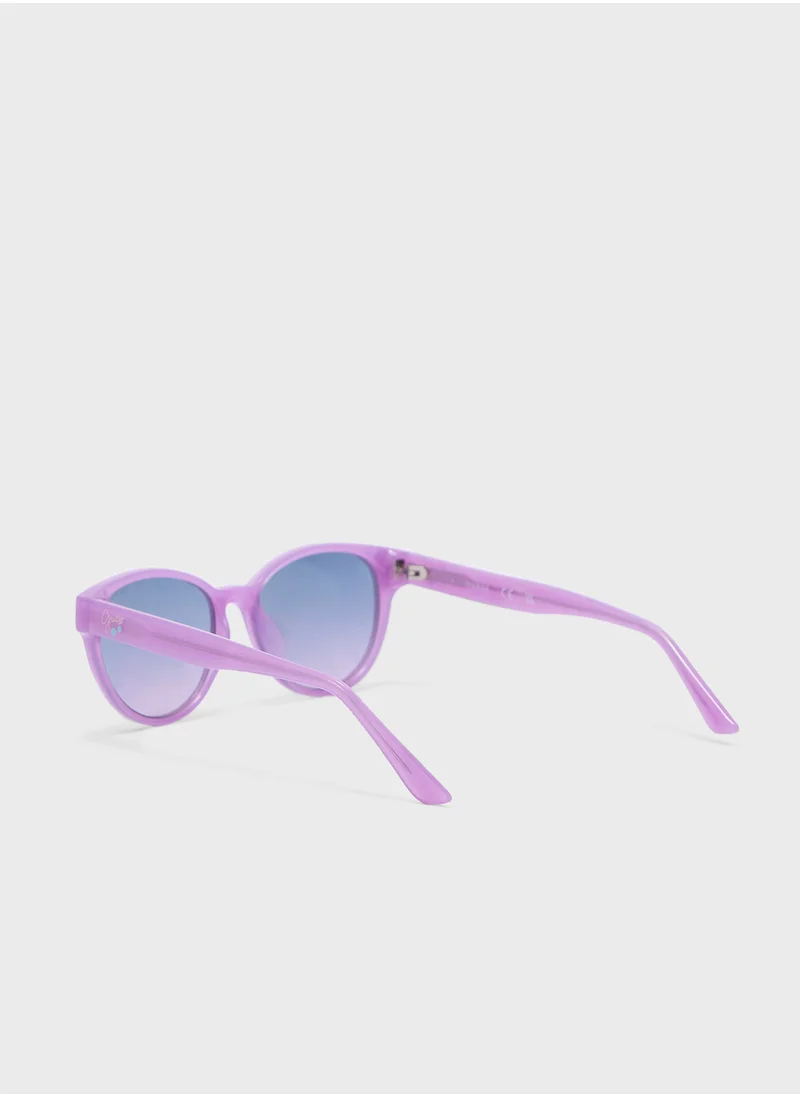 GUESS Wayfarer Sunglasses