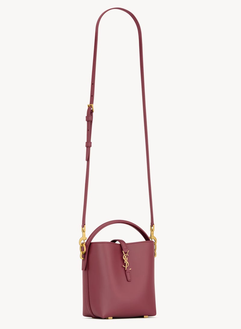 Yves Saint Laurent Le 37 YSL Bucket Bag in Smooth Leather - Image 5