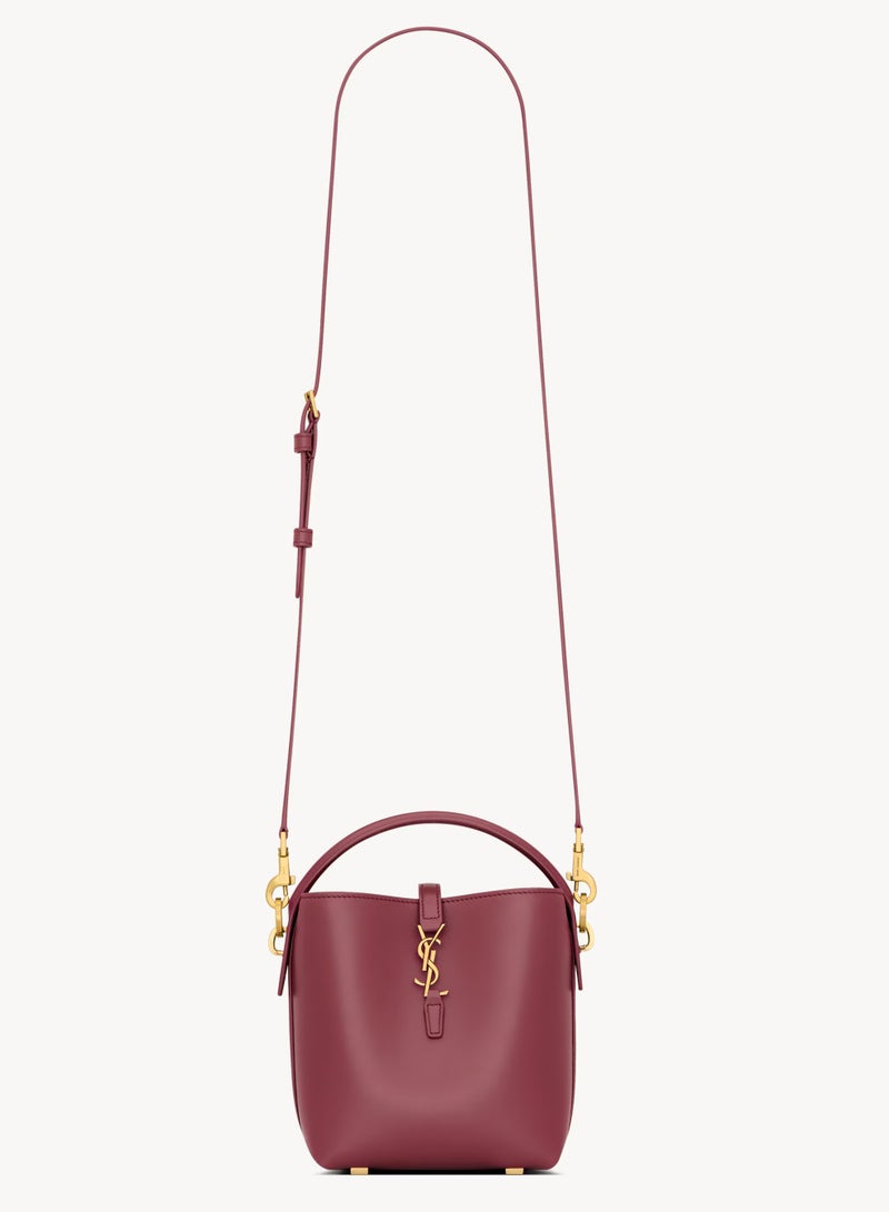 Yves Saint Laurent Le 37 YSL Bucket Bag in Smooth Leather - Image 2