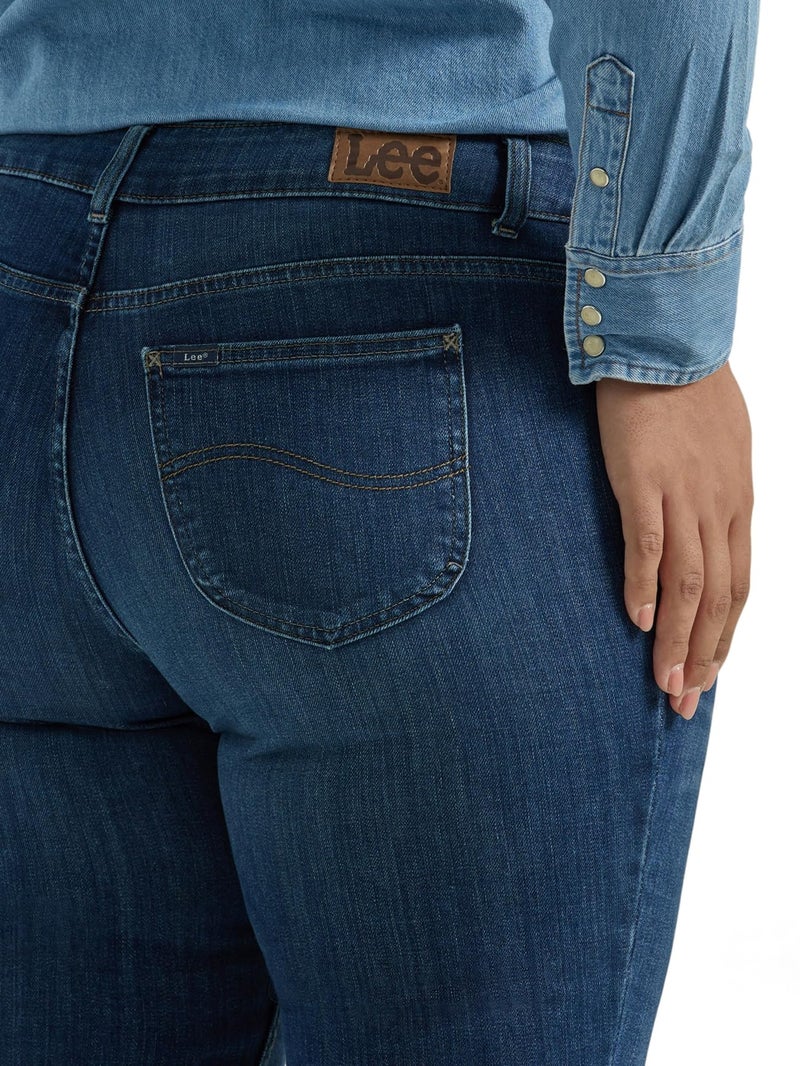Lee Women's Legendary Mid Rise Bootcut Jean, Compass, 18 Short - Image 3