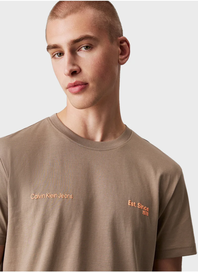 كالفن كلاين جينز Logo Print Crew Neck T-Shirt