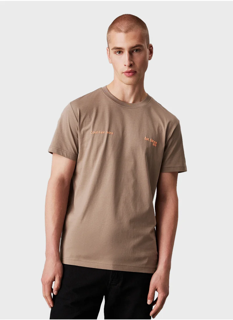 كالفن كلاين جينز Logo Print Crew Neck T-Shirt