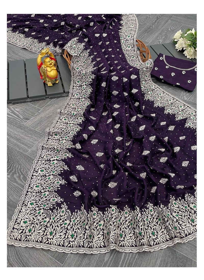 Grab Mantra Trendy Dark Black Silk Saree With Silver Zari Embroidery Plus Unstitched Blouse 