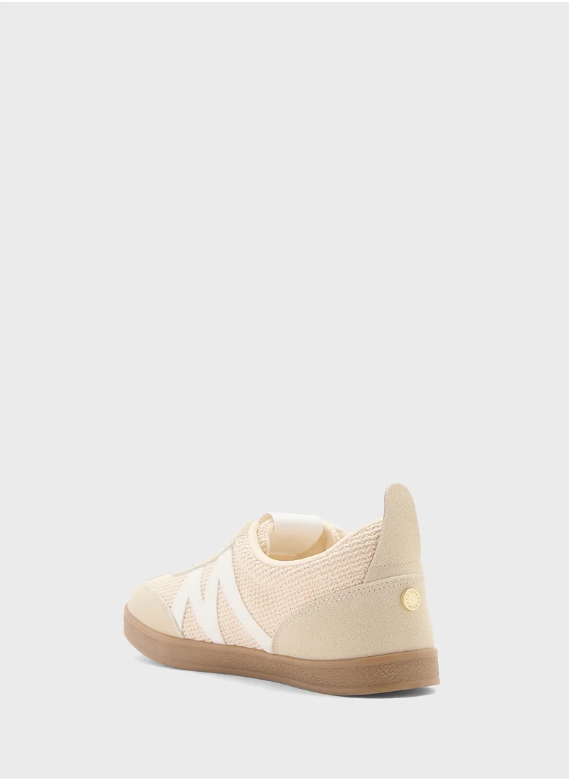 ستيف مادن Degree Lace Up Low Top Sneakers