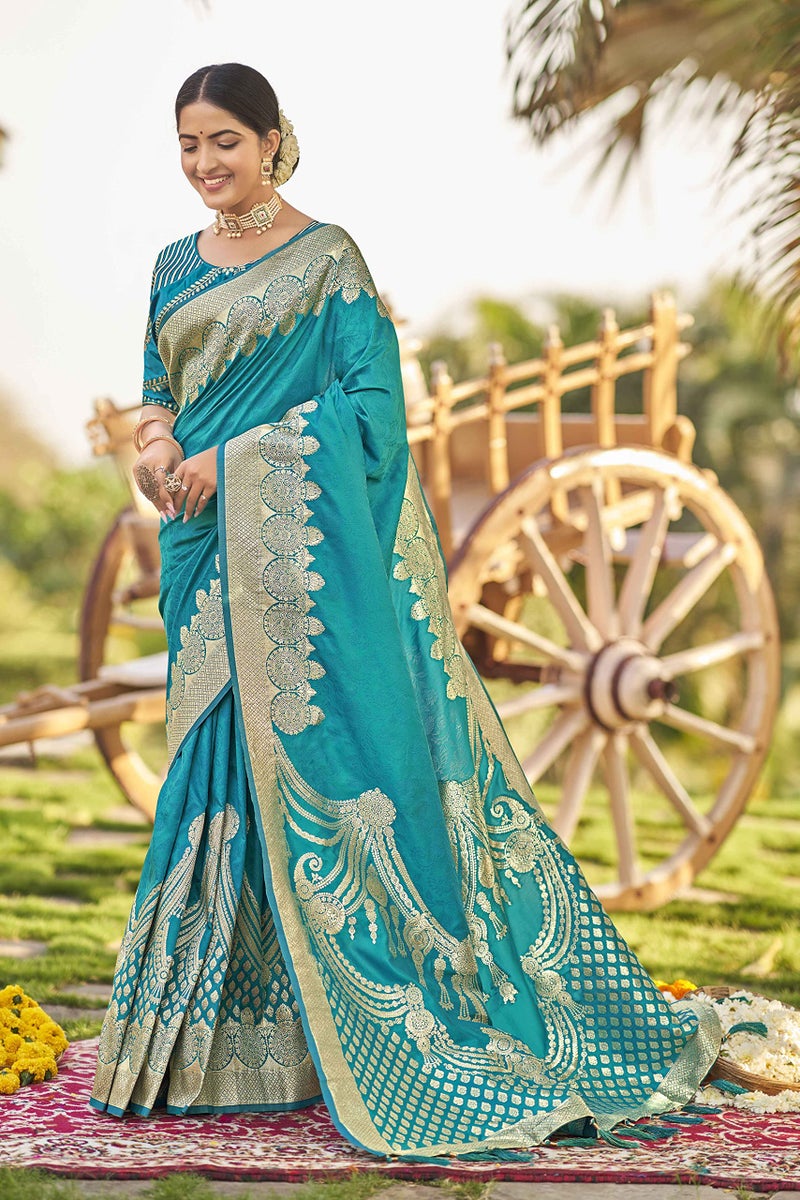 MANOHARI adorable woven pattern Banarasi Silk saree for women with Blouse Piece_MN1743 - Image 2