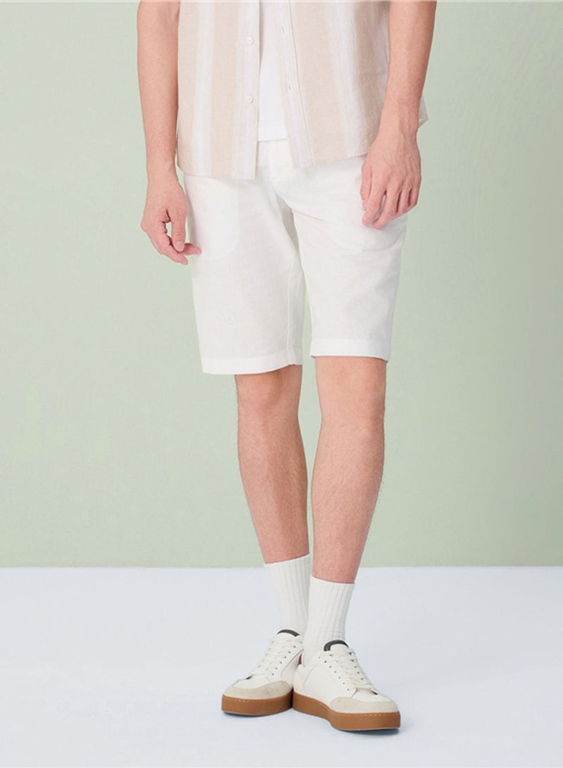 GIORDANO Men's Slim Linen Cotton Bermuda Shorts - Image 3