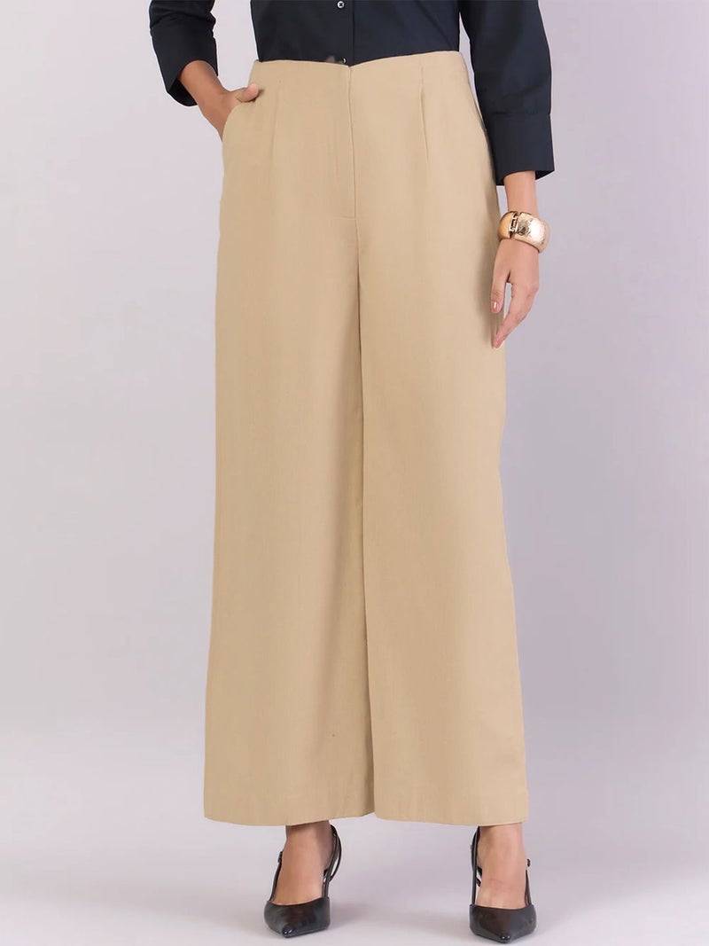 Powersutra Loose Fit Trousers for Women in Cream - Image 2