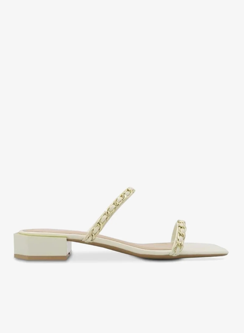 فينتشي صندل متعدد الأحزمة بكعب منخفض