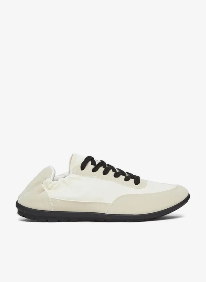 ستايلي حذاء سنيكرز سهل الارتداء