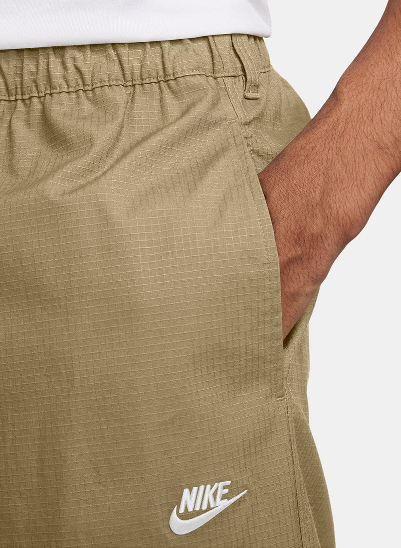 Nike Club Woven Cargo Sweatpants - Image 3