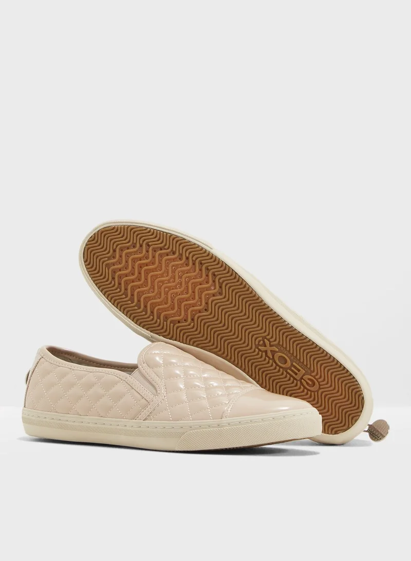 GEOX Giyo Slip Ons