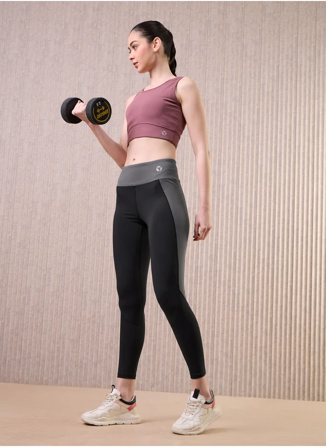 تكنوسبورت Women Color Block 4-Way Stretch Leggings