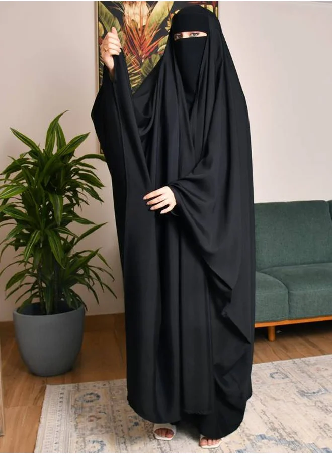 HAWRAA ABAYA Ras Waff modest abaya with a butterfly cut and a finger hole in a semi-shiny fabric