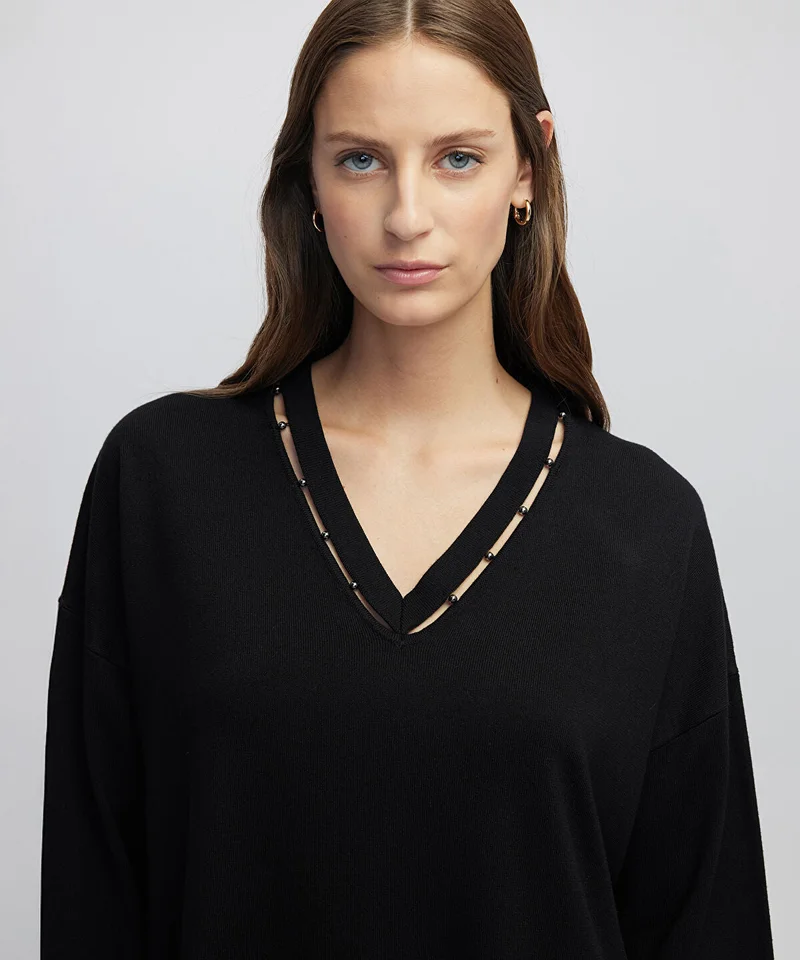 ابيكول Embellished Cutout Knit Sweater