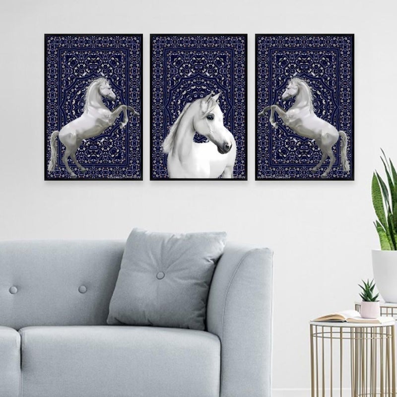 ماركتنا ثلاث لوحات قماشية بتصميم حصان مع برواز مجوف مقاس (120×60) ثلاث قطع - Image 2