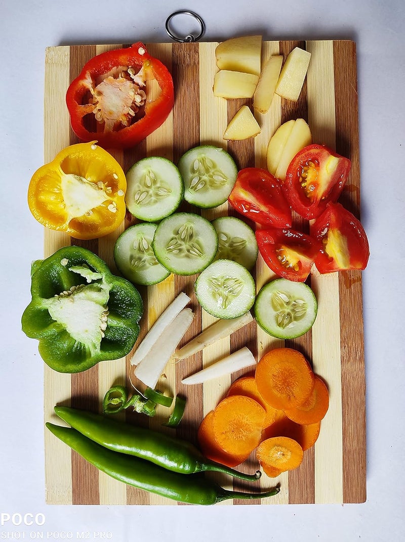 Qwid Bamboo Wooden Rectangular Chopping Board Cutting Board Slicing Board for Fruits Vegetables Meat Bread Cheese Rectangle Shape 32x22 cm - Image 2