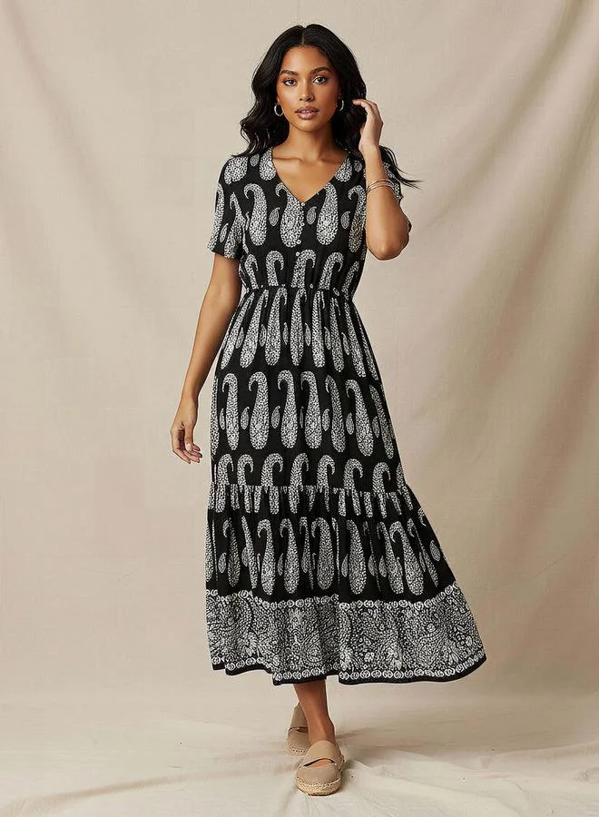 Splash FAV Paisley Print Tiered Women Dress with Short Sleeves