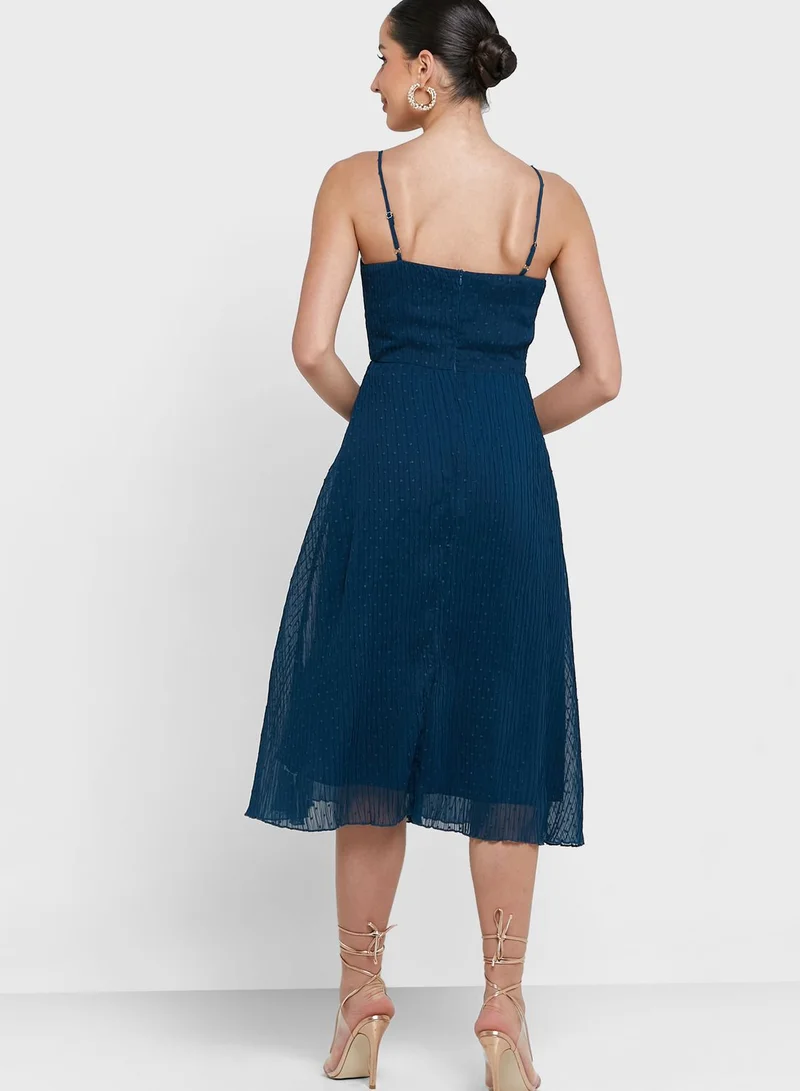 QUIZ Textured Midi Dress