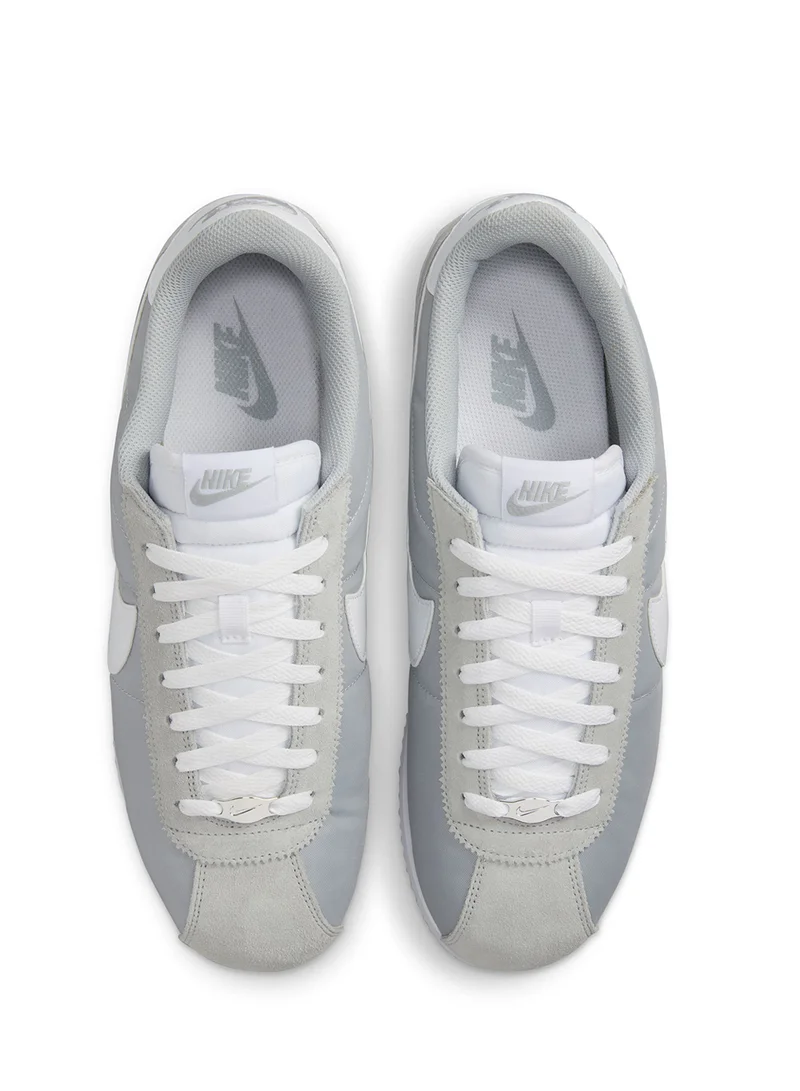 نايكي Cortez Txt