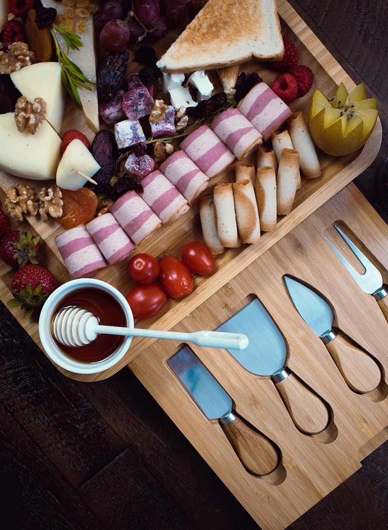 يوستيد مجموعة كبيرة جدًا من ألواح الجبن والسكاكين - صينية تقديم طبق اللحوم من الخيزران - Image 4