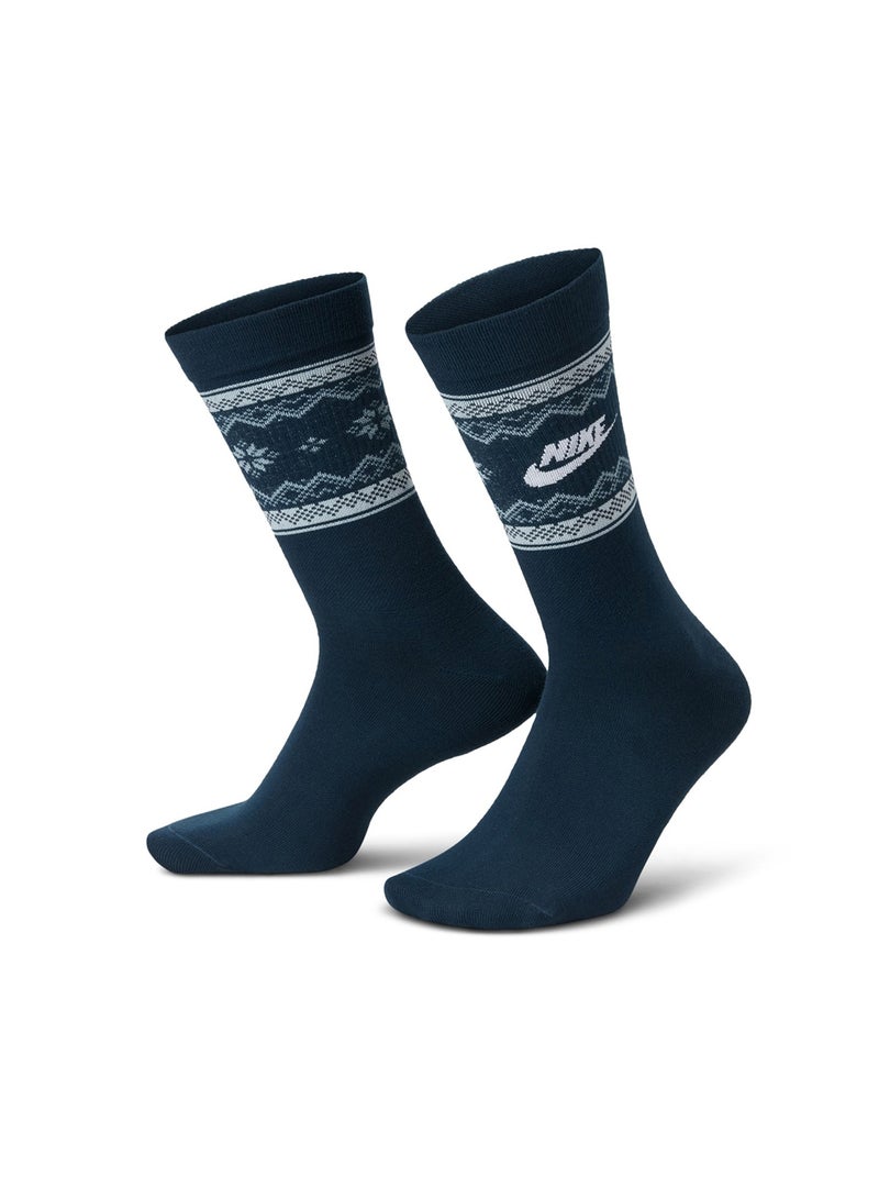 Nike جوارب نايك اليومية الأساسية بتصميم فير آيل - Image 1