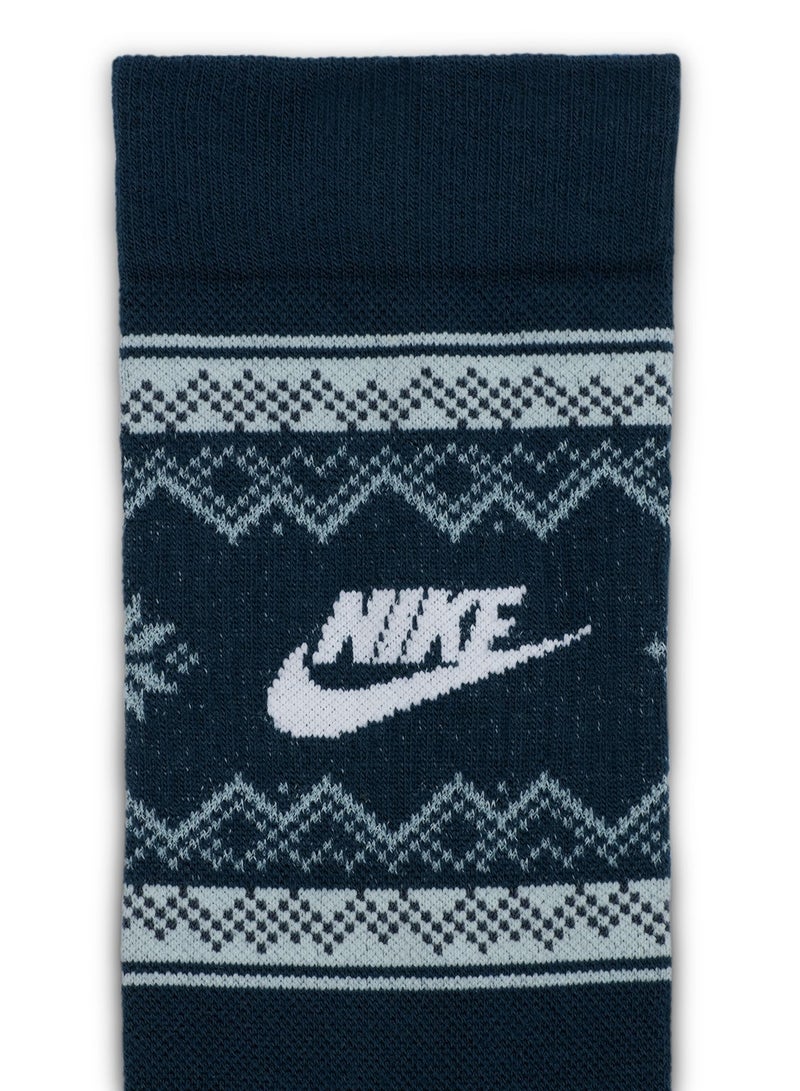 Nike جوارب نايك اليومية الأساسية بتصميم فير آيل - Image 4