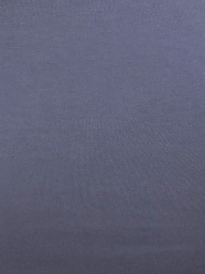 زوبعة بلوزة قصيرة بياقة دائرية أساسية