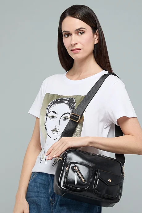 أر أند بي Solid Crossbody Bag