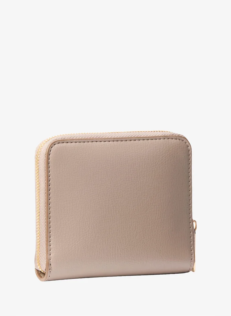 كالفن كلاين محفظة بسحاب وشعار