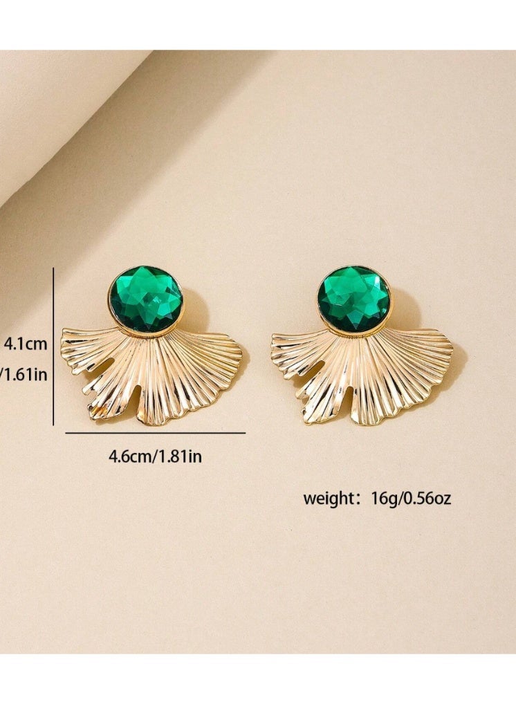 SHEIN1pair French Style Fashionable Metal Fan Shape Green Gemstone Stud Earrings - Image 2