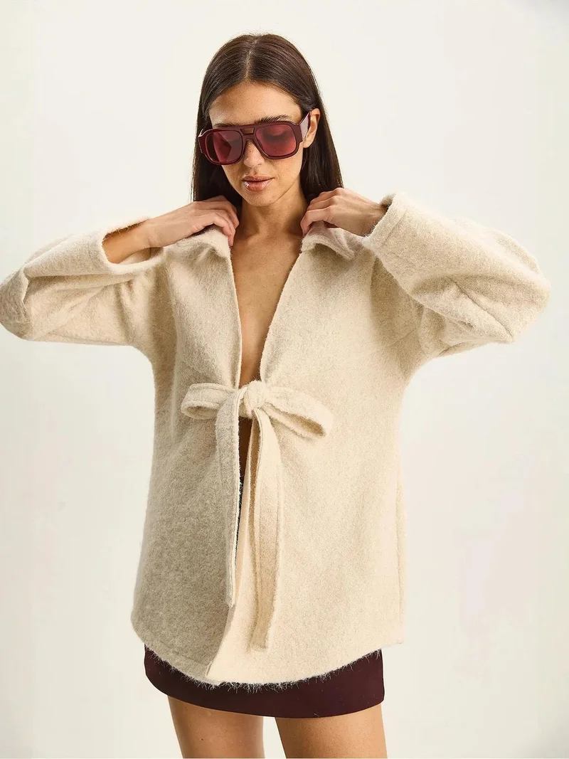 Bianco Lucci LUCCI Textured Oversized V-Neck Tie Closure Cardigan