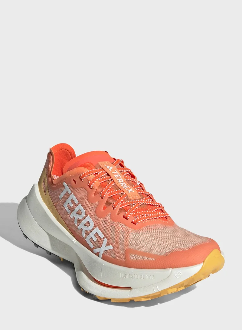 adidas حذاء ركض تيريكس أجرافيك سبيد