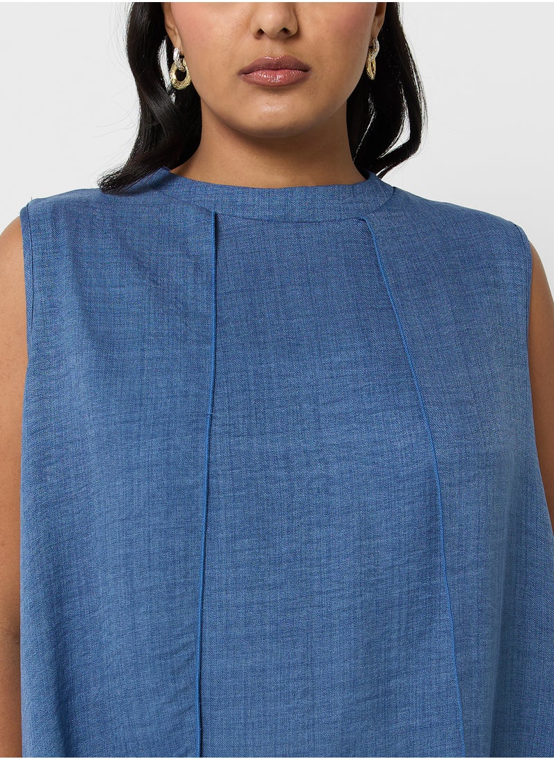 Sleevess Top With Longline Cape