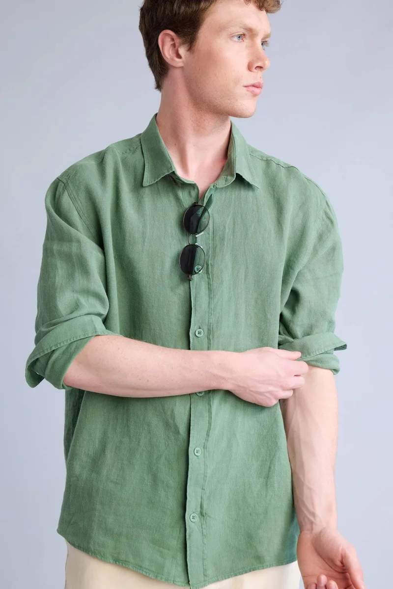 ديفاكتو Relax Fit Polo Collar Woven Long Sleeve Shirt