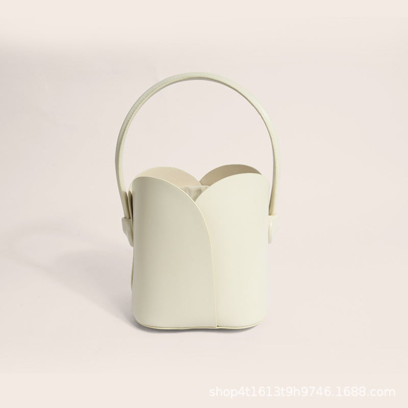 Straw Bag Women'S Summer Genuine Leather Drawstring Petal Bag 2024 Style Girls' Satchel Diagonal Trendy - Image 1