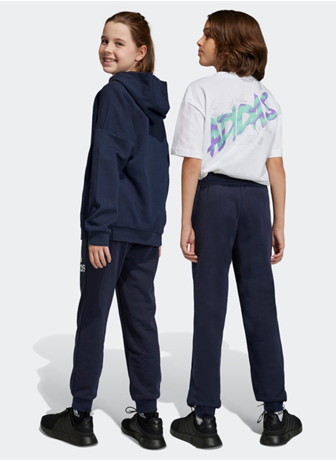 Adidas - بنطال رياضي قطني بشعار كبير وقصة عادية من Essentials - Image 1